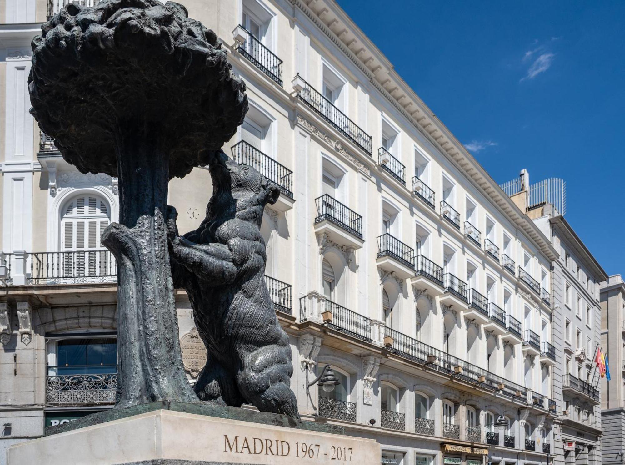 Fortinn Puerta Del Sol Madrid Bagian luar foto
